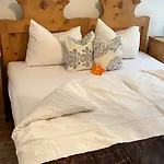 Konig Ii. Apartment Heviz