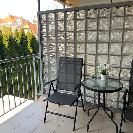 Konig Ii. Apartamento Hévíz