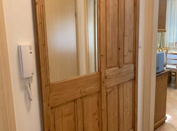 Konig Ii. Apartamento